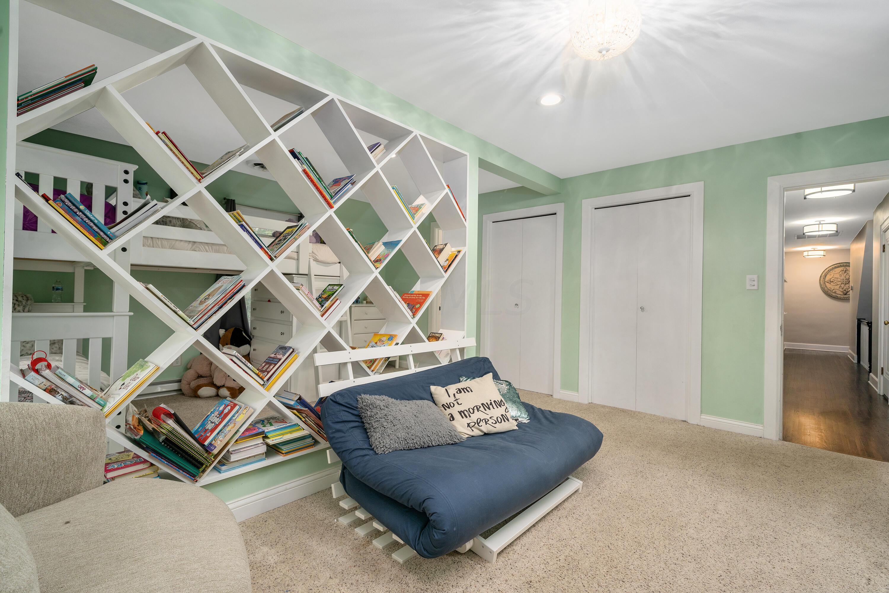 217 South Harding Road Columbus, OH 43209 - Photo 45 of 66