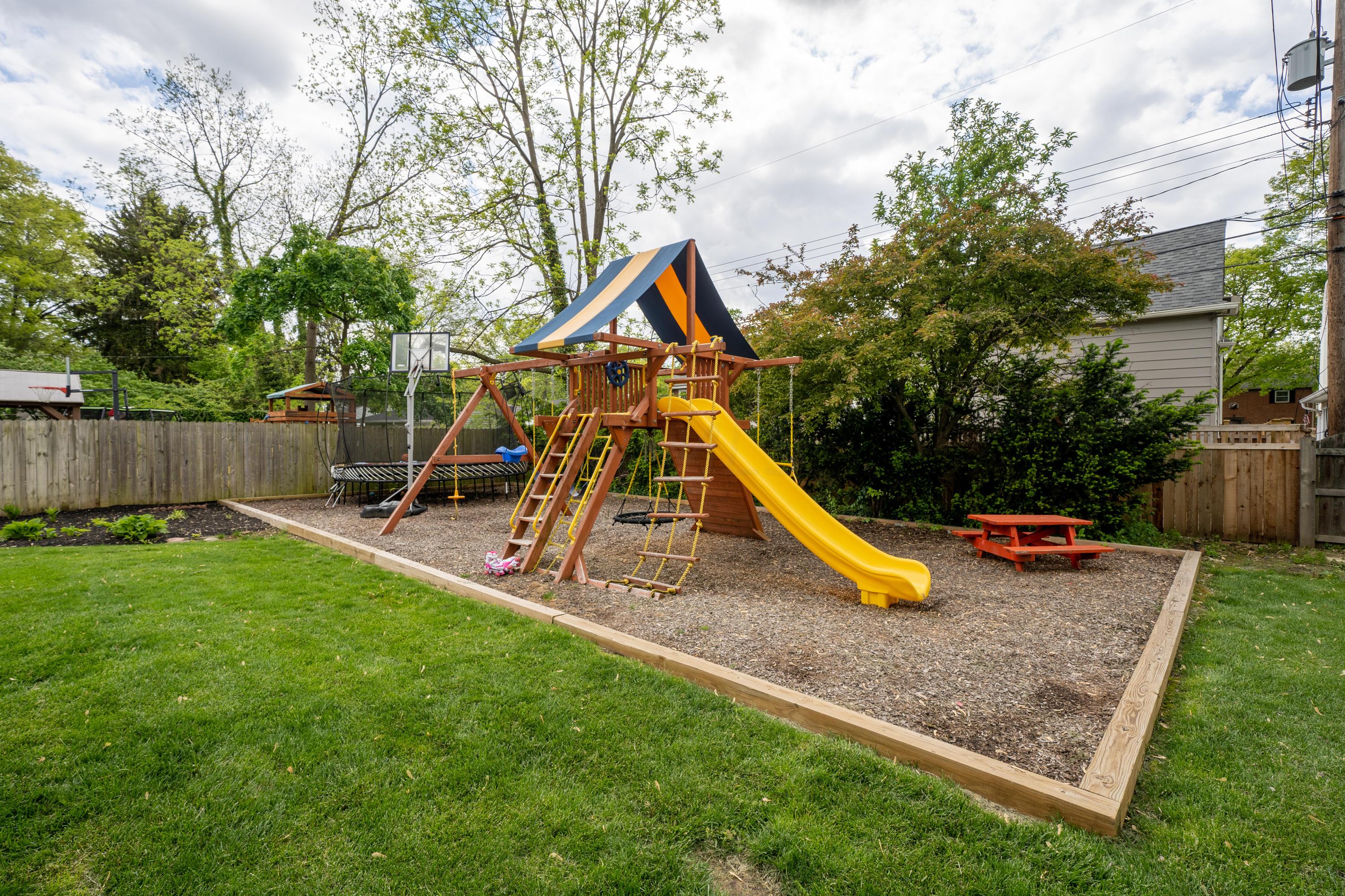 217 South Harding Road Columbus, OH 43209 - Photo 58 of 66