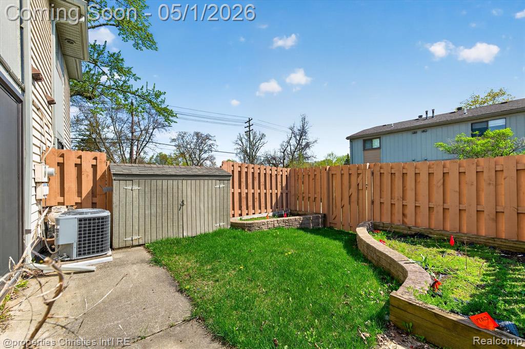 2513 Samoset Road Royal Oak, MI 48073 - Photo 35 of 40