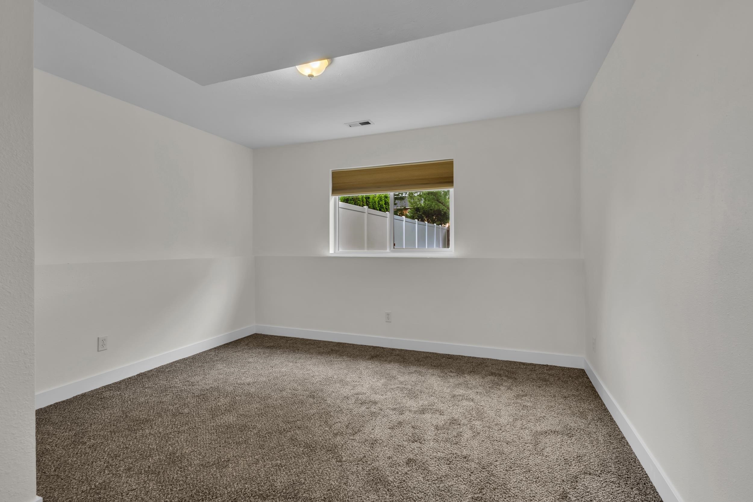 8716 North J Court Spokane, WA 99208 - Photo 18 of 50
