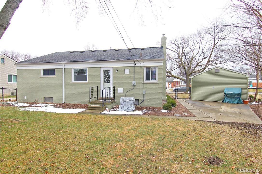 31608 Marblehead Road Farmington, MI 48336 - Photo 25 of 26 Marblehead Rear View