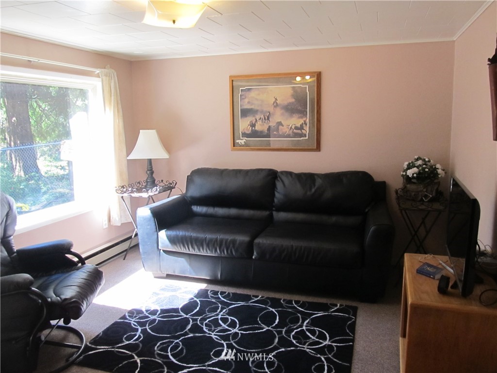 112 Kauer Road Randle, WA 98377 - Photo 4 of 20 Gallery Image 4