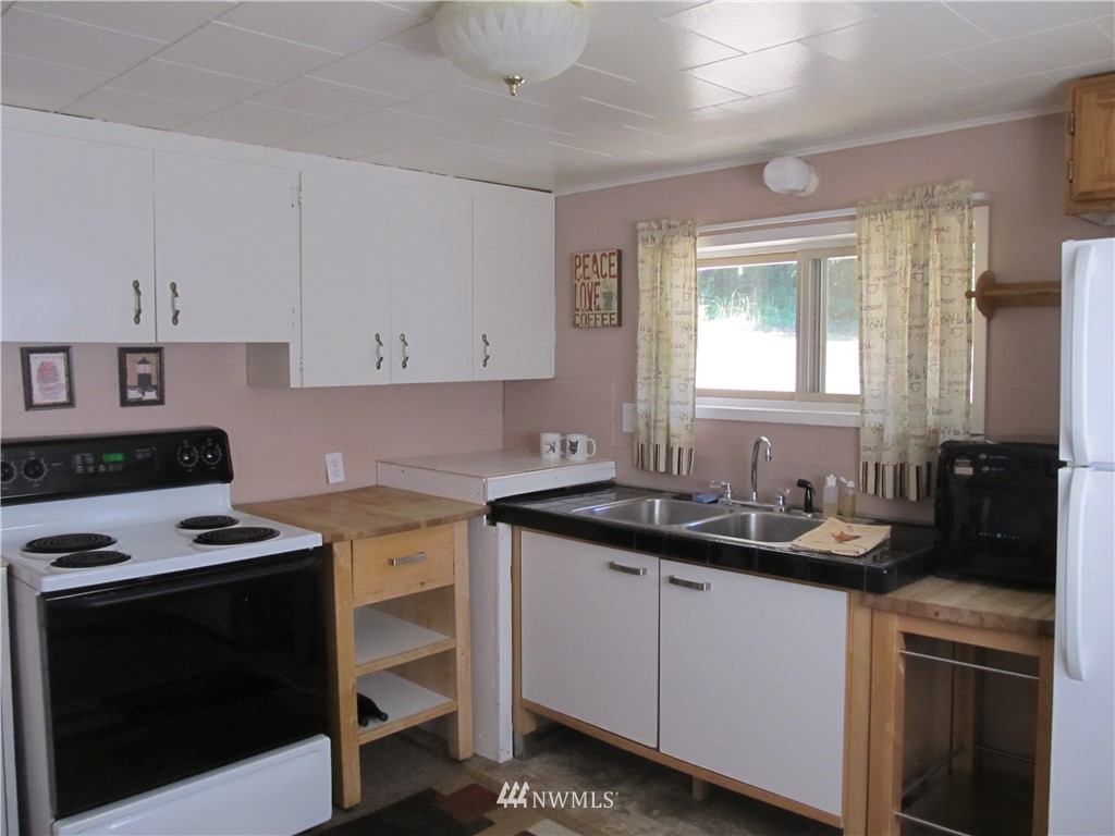 112 Kauer Road Randle, WA 98377 - Photo 6 of 20 Gallery Image 6