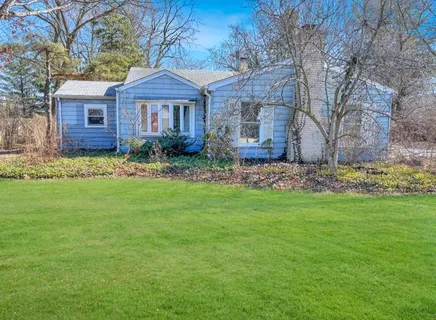 $399,000 | 5625 South Peck Avenue, La Grange, IL 60525