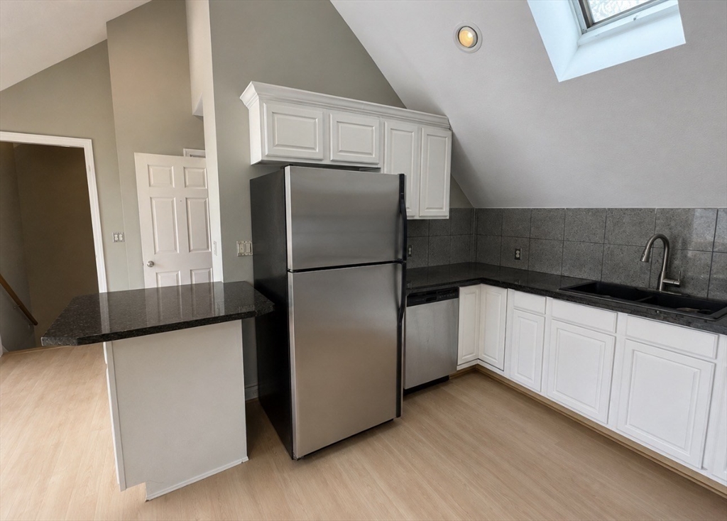 29 Birch Street Saugus, MA 01906 - Photo 17 of 30