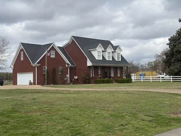 $499,999 | 6012 Worthington Lane, Columbia, TN 38401