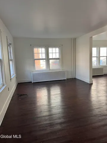 $1,600 | 105 Clermont Street, Unit 1, Albany, NY 12203