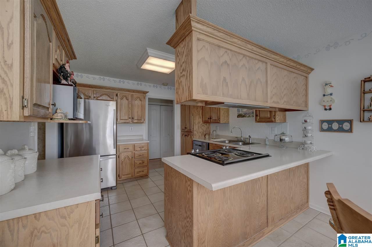 330 Conelia Lane Hayden, AL 35079 - Photo 23 of 38