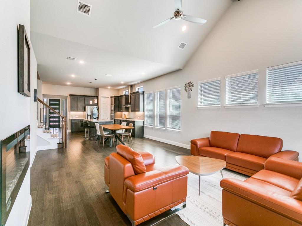 8443 Wild Rye Lane Frisco, TX 75035 - Photo 3 of 26