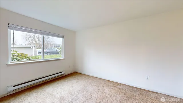 $1,800 | 2613 South 272nd Street, Unit 21, Kent, WA 98032