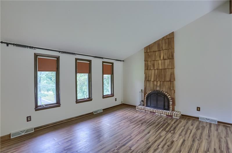 444 Independence Road Aliquippa, PA 15001 - Photo 8 of 23 Gallery Image 8