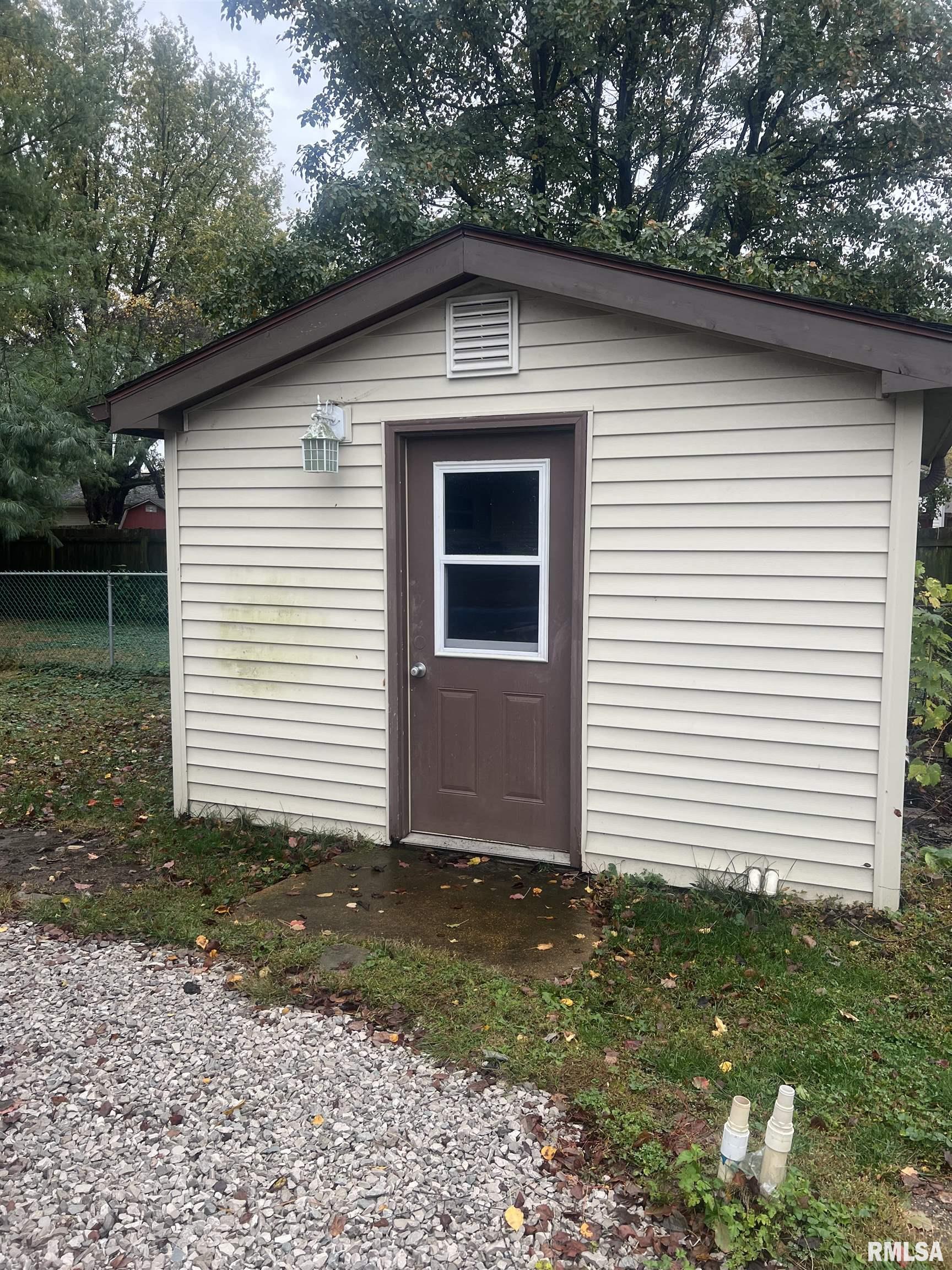 1112 Paddock Lane Springfield, IL 62712 - Photo 39 of 42