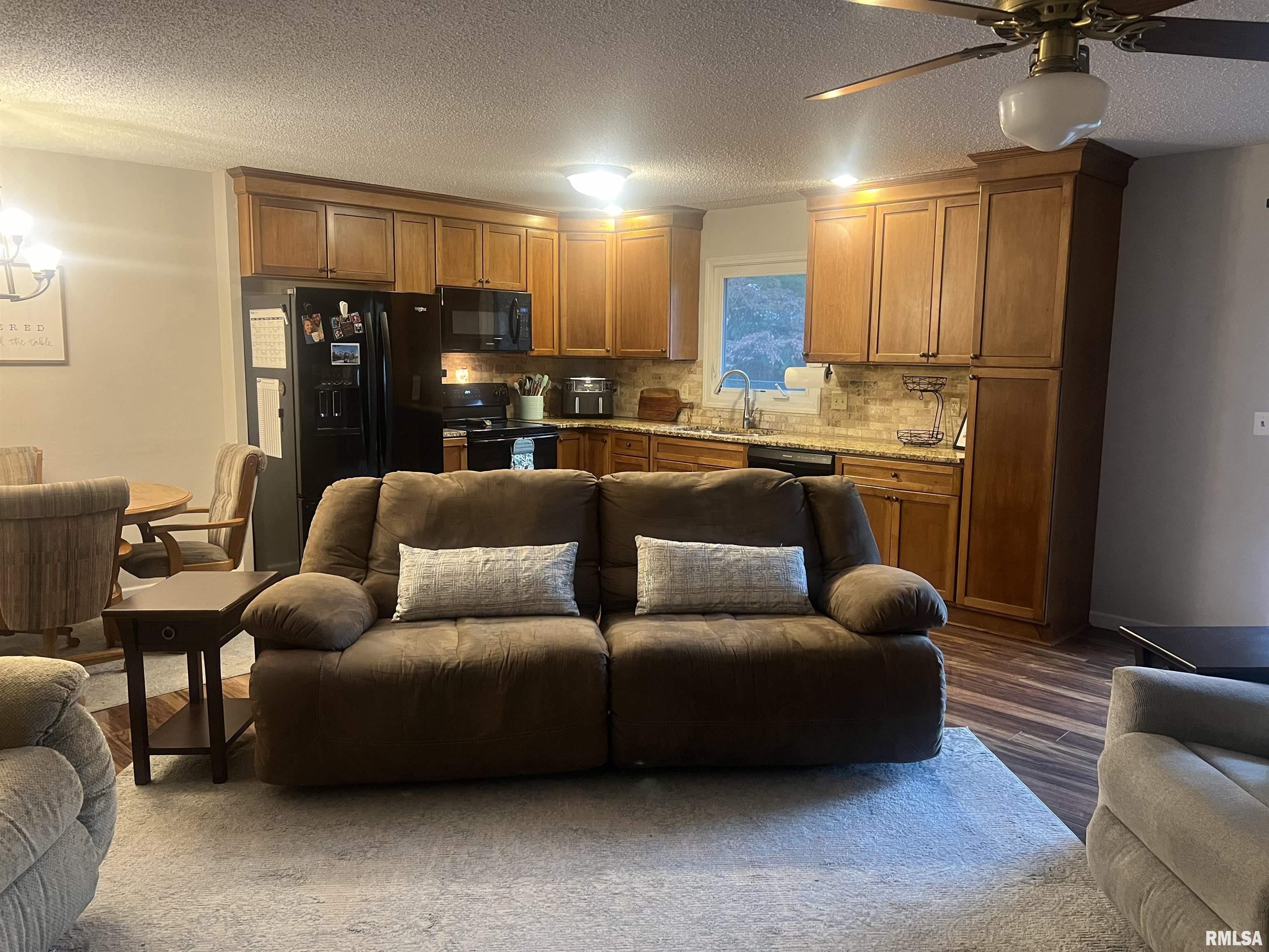 1112 Paddock Lane Springfield, IL 62712 - Photo 10 of 42