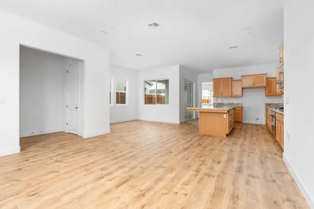 $485,921 | 347 Peters Lane South, Madera, CA 93636