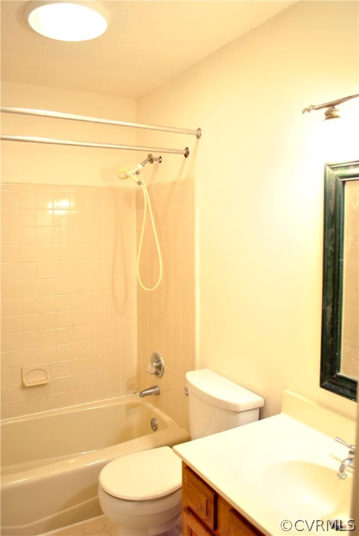 13902 North Point Road Midlothian, VA 23112 - Photo 28 of 36 a bathroom with a toilet sink vanity and shower