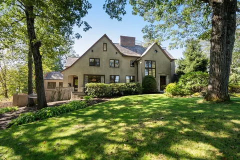 $3,150,000 | 44 Bradford Road, Wellesley, MA 02481
