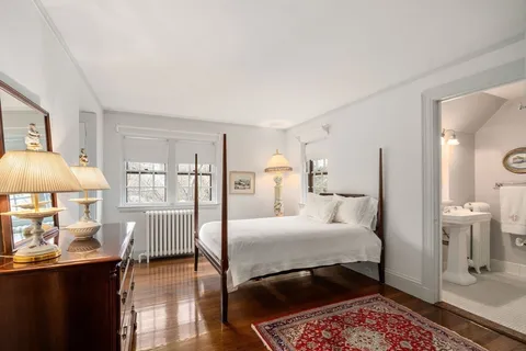 $3,150,000 | 44 Bradford Road, Wellesley, MA 02481