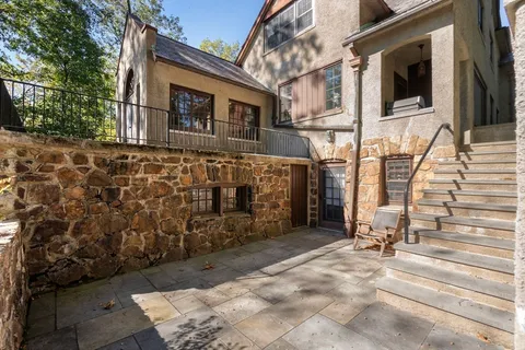 $3,150,000 | 44 Bradford Road, Wellesley, MA 02481