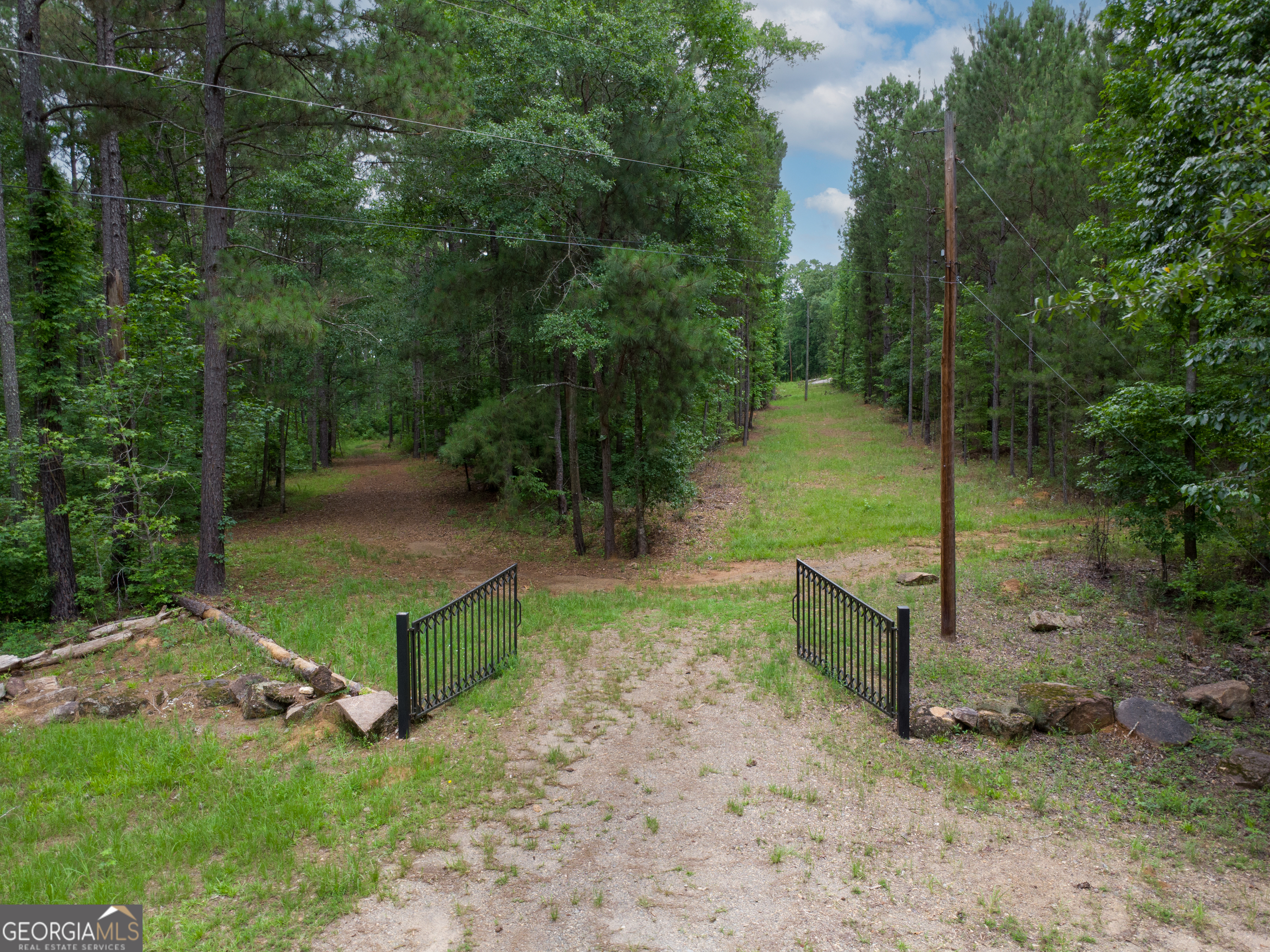 331 Potts Pond Road Barnesville, GA 30204 - Photo 1 of 9