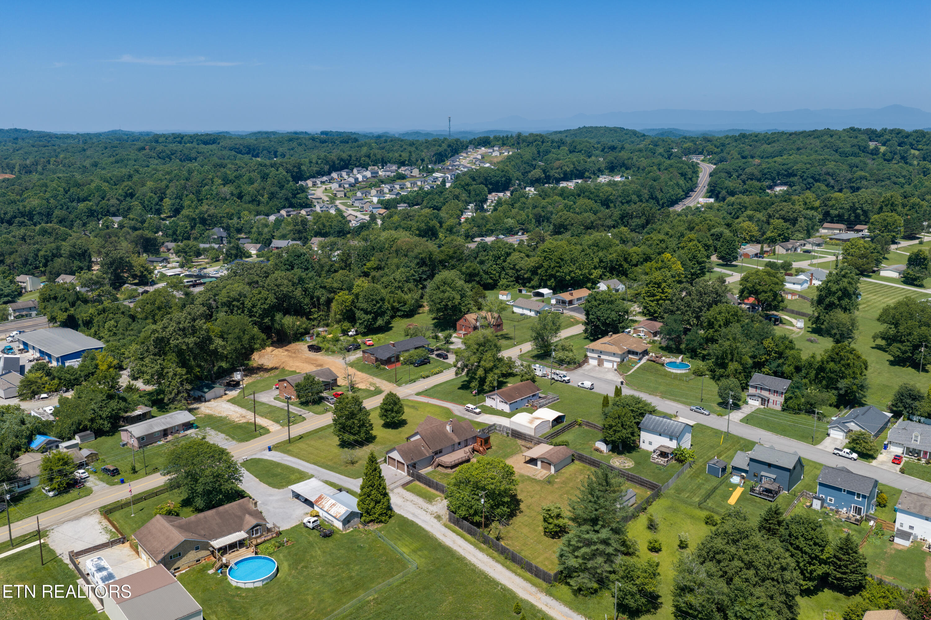 7702 Old Clinton Pike Powell, TN 37849 - Photo 40 of 46 39