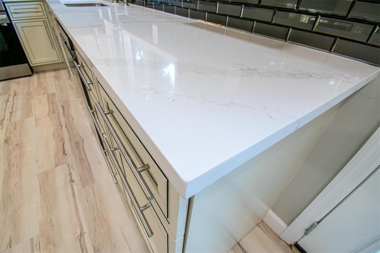 637 Clovertrail Drive Chesterfield, MO 63017 - Photo 14 of 90