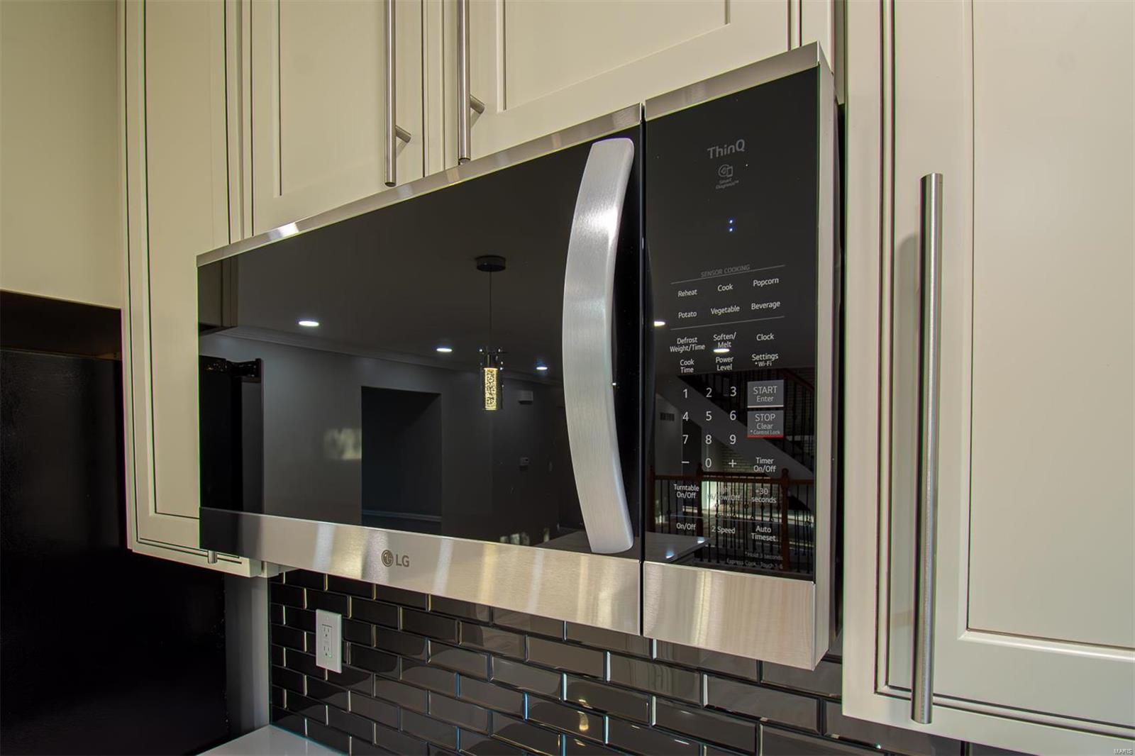 637 Clovertrail Drive Chesterfield, MO 63017 - Photo 19 of 90