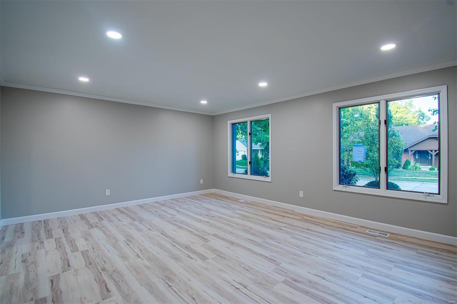 637 Clovertrail Drive Chesterfield, MO 63017 - Photo 29 of 90