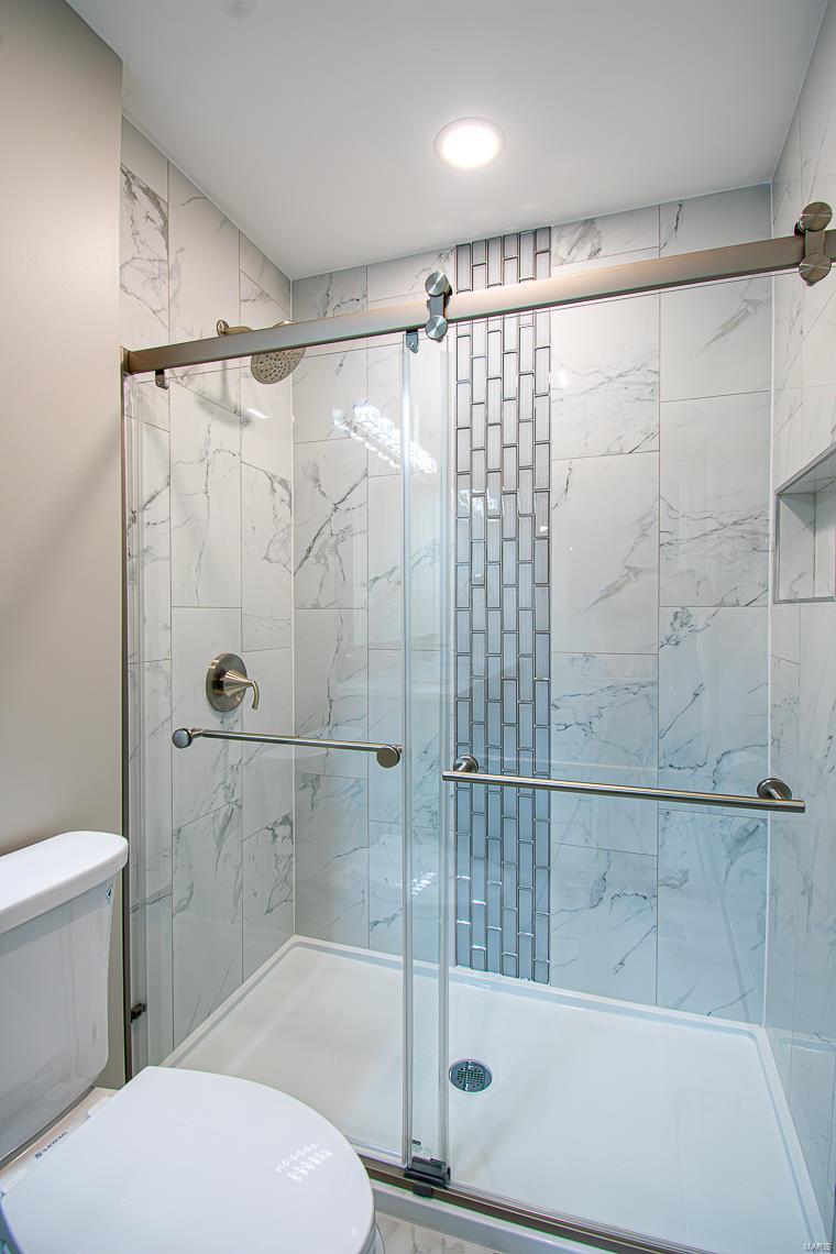 637 Clovertrail Drive Chesterfield, MO 63017 - Photo 44 of 90