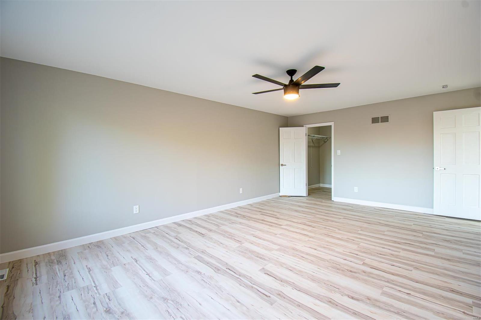 637 Clovertrail Drive Chesterfield, MO 63017 - Photo 50 of 90