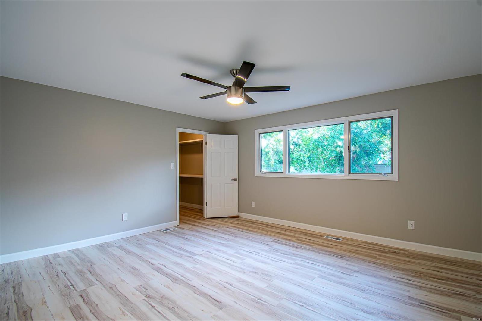 637 Clovertrail Drive Chesterfield, MO 63017 - Photo 52 of 90