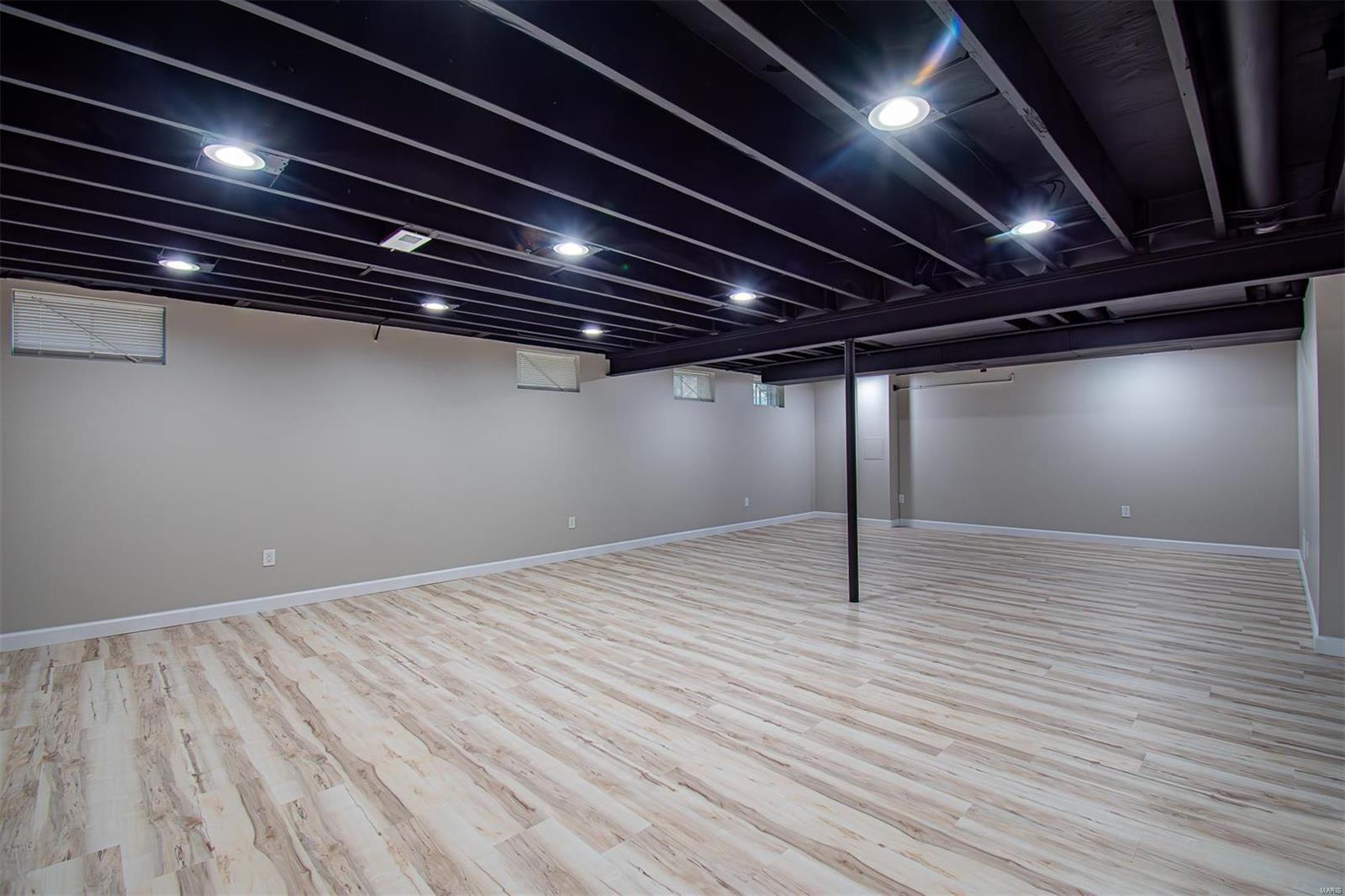 637 Clovertrail Drive Chesterfield, MO 63017 - Photo 76 of 90