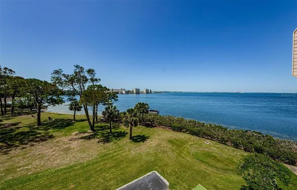 $2,600 | 2700 Bayshore Boulevard, Unit 11309, Dunedin, FL 34698