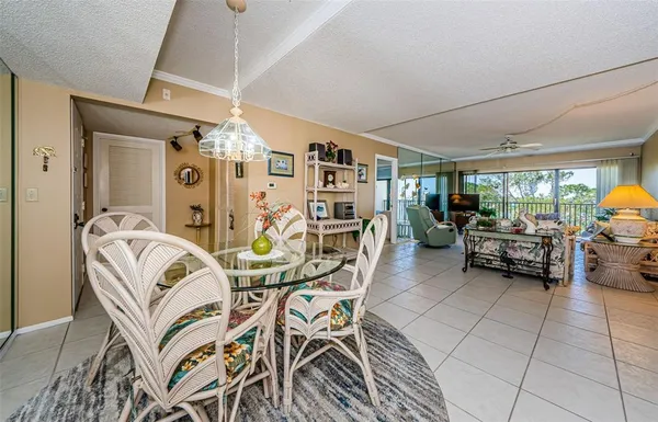$2,600 | 2700 Bayshore Boulevard, Unit 11309, Dunedin, FL 34698