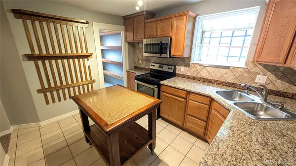 $3,000 | 202 Cheyenne Boulevard, Colorado Springs, CO 80905