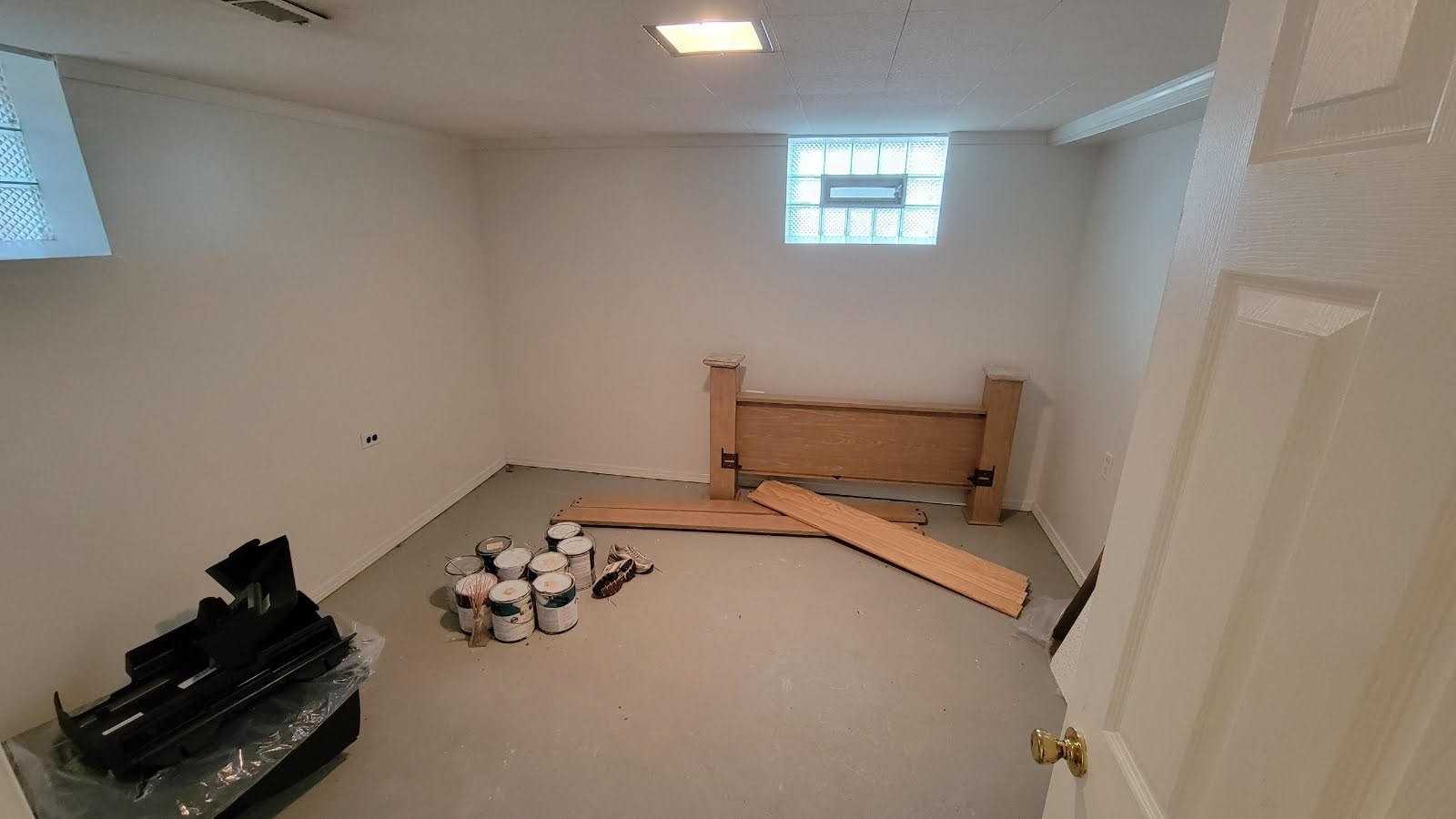 1400 Gardner Road Westchester, IL 60154 - Photo 11 of 12 a bedroom with a bed and a dresser in it