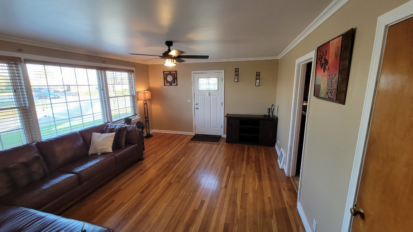 1400 Gardner Road Westchester, IL 60154 - Photo 4 of 12 a living room with furniture and a large window