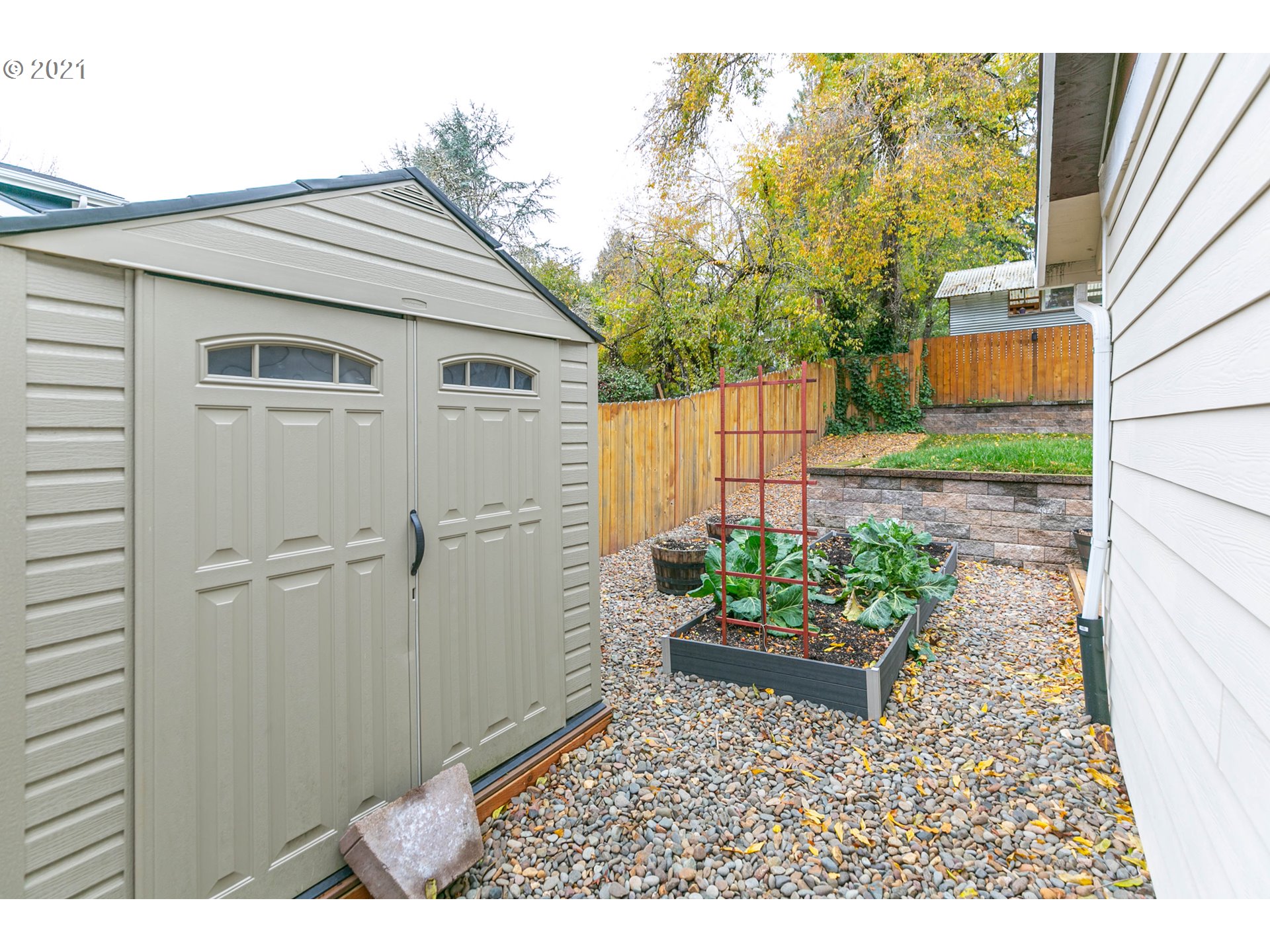 3545 Southwest Carson Street Portland, OR 97219 - Photo 28 of 32 Gallery Image 28