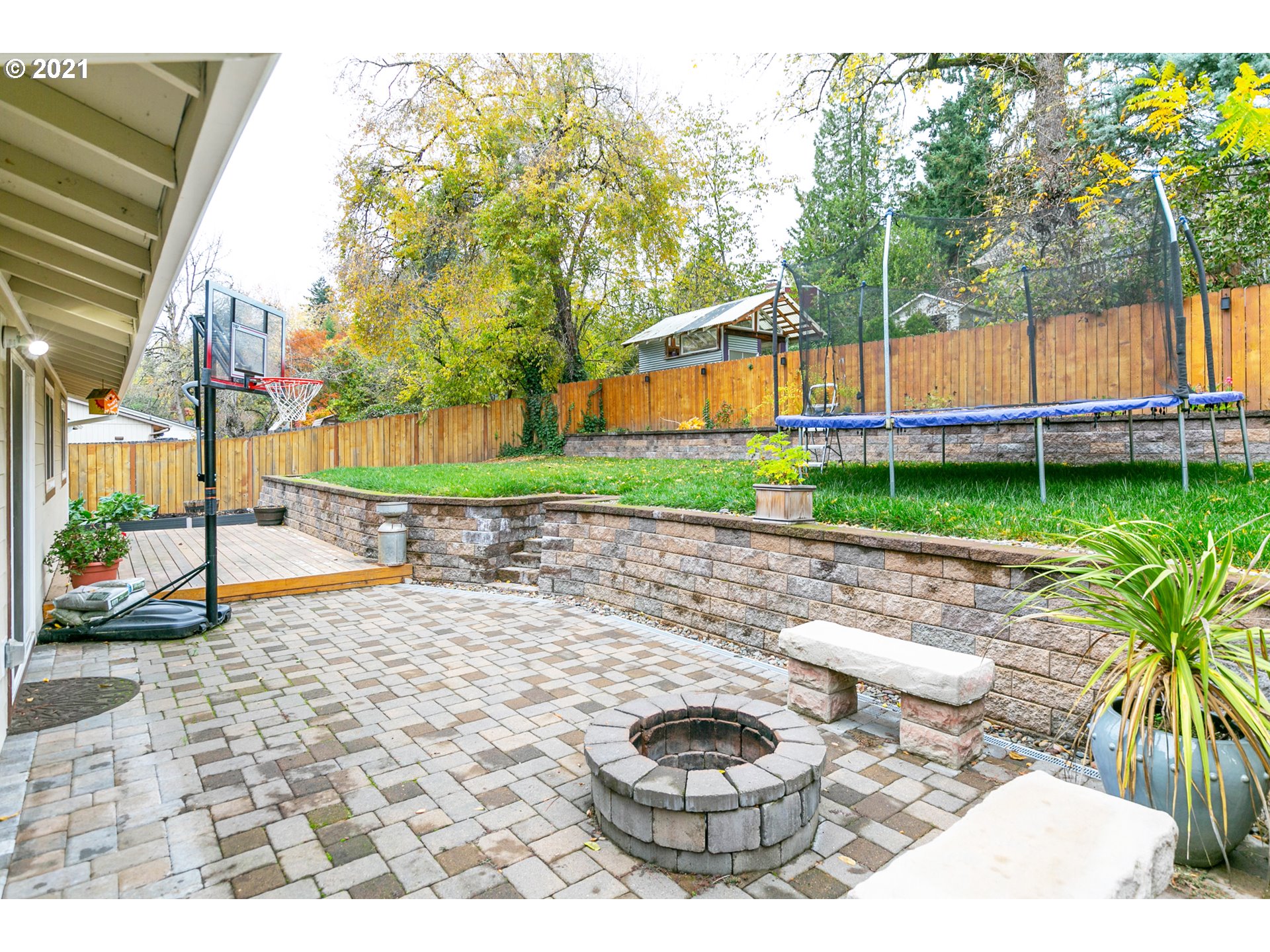 3545 Southwest Carson Street Portland, OR 97219 - Photo 30 of 32 Gallery Image 30