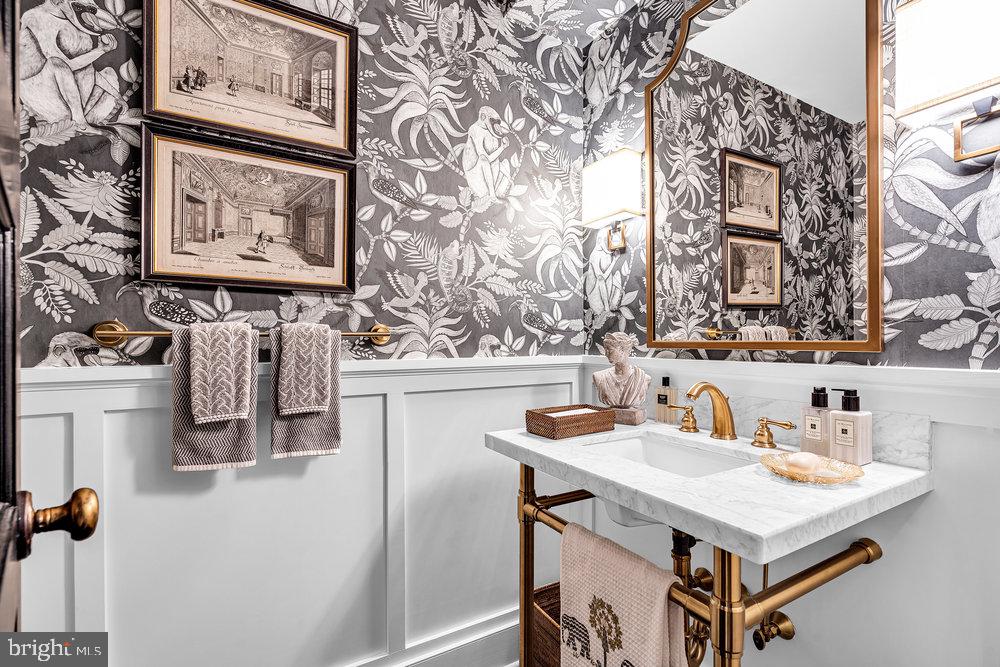 176 Rolling Hill Road Skillman, NJ 08558 - Photo 22 of 44 Elegant floral retreat in a powder room.