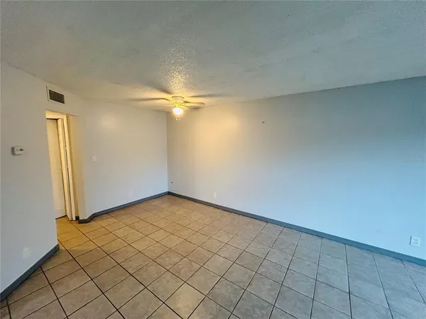 $1,100 | 2636 Lemon Tree Lane, Unit 2636, Orlando, FL 32839