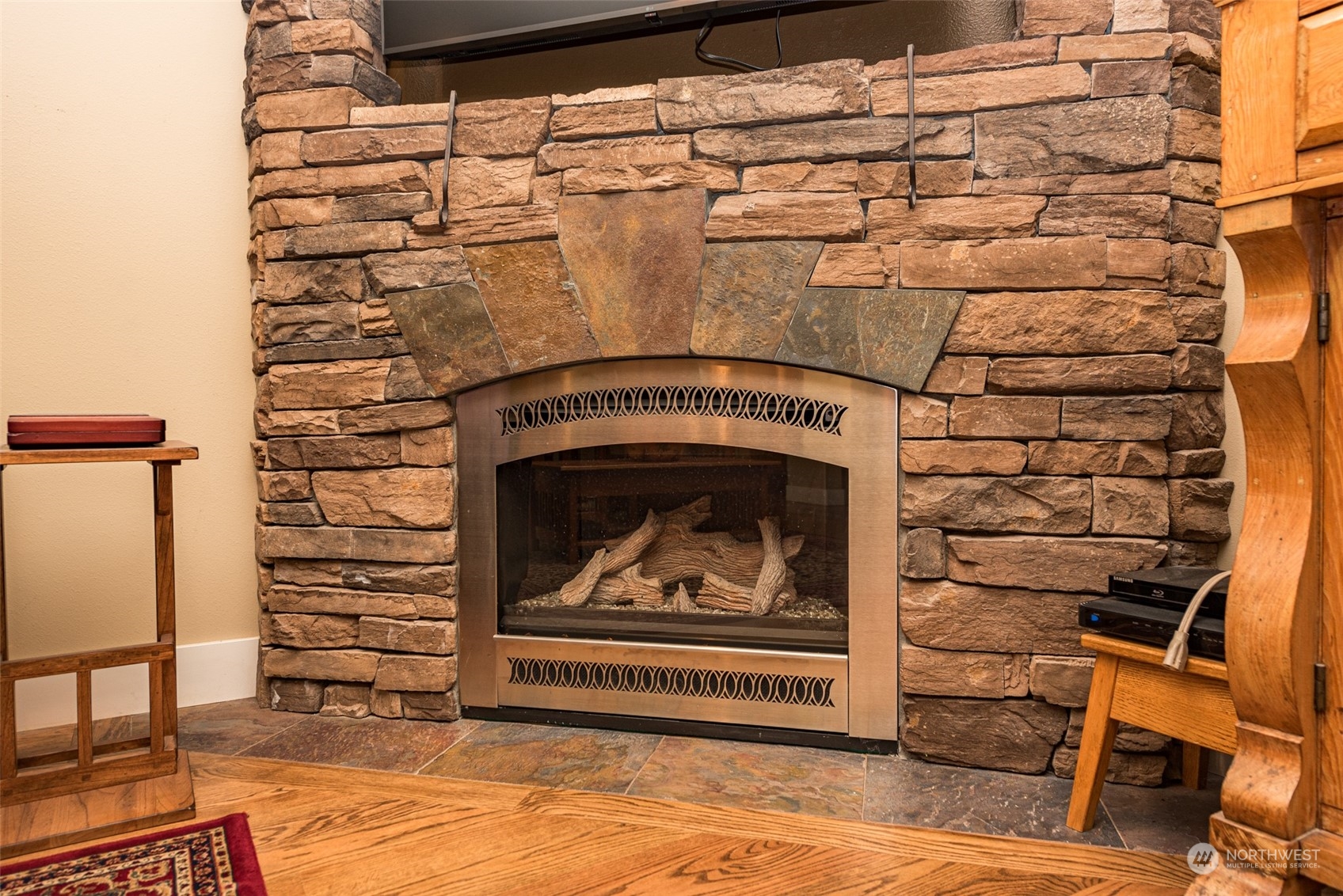 2020 Gardiner Beach Road Sequim, WA 98382 - Photo 10 of 40 Gallery Image 10