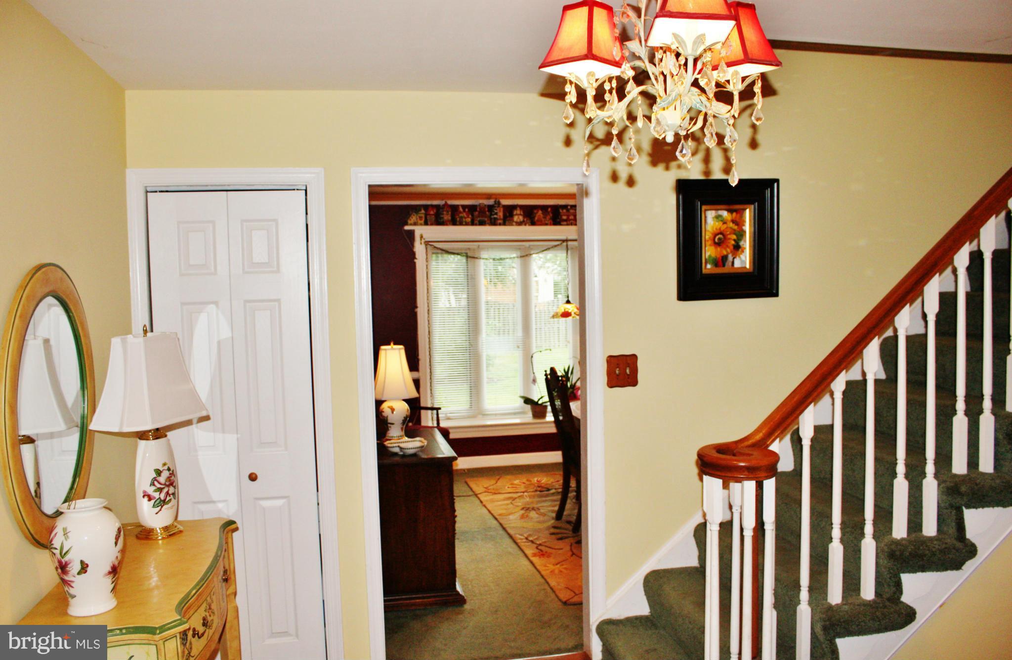 6406 Devers Street Springfield, VA 22150 - Photo 4 of 30 Interior (General)