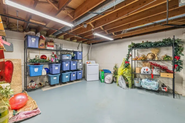 $299,000 | 17849 Nassau Drive, Unit BLDG EC2, Brookfield, WI 53045