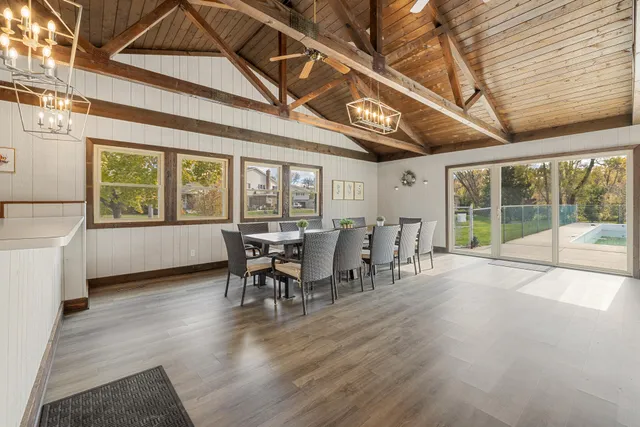 $299,000 | 17849 Nassau Drive, Unit BLDG EC2, Brookfield, WI 53045