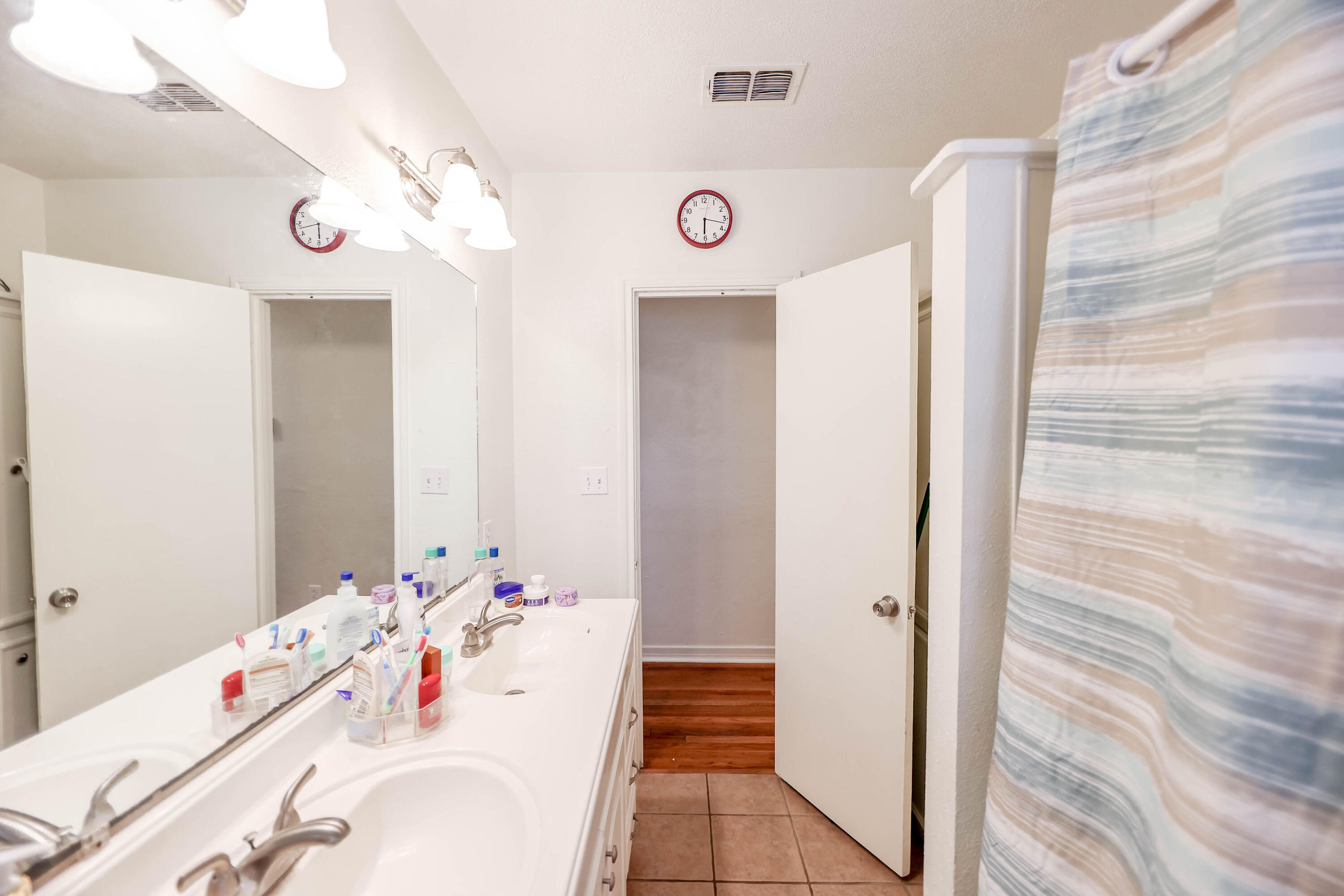 3317 32nd Street Lubbock, TX 79410 - Photo 15 of 39 3317_32NDST_RHEA-43