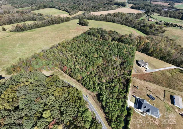 $200,000 | 1117 Hoyt Scott Road, Bear Creek, NC 27207