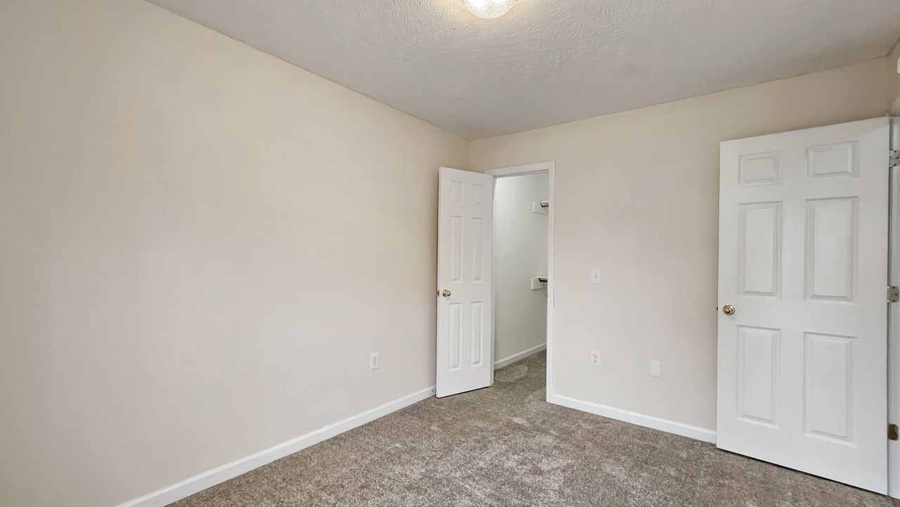 11 Amberwood Road Fayetteville, TN 37334 - Photo 21 of 36 a view of an empty room