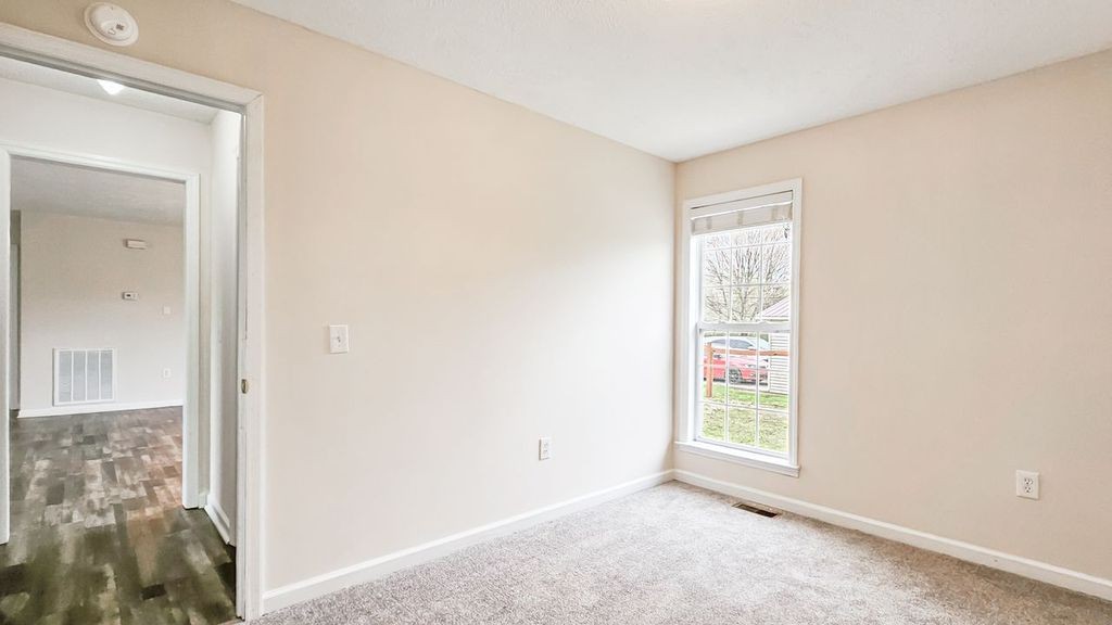11 Amberwood Road Fayetteville, TN 37334 - Photo 23 of 36 a view of an empty room and window