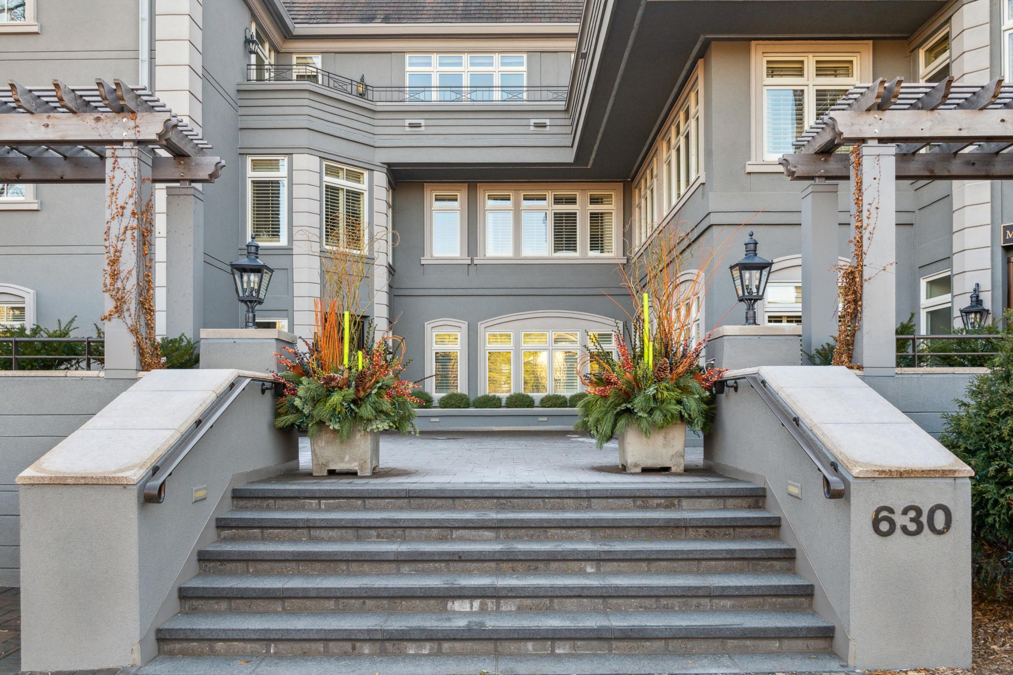 630 Indian Mound Street East, Unit 2A, Wayzata, MN 55391 Compass