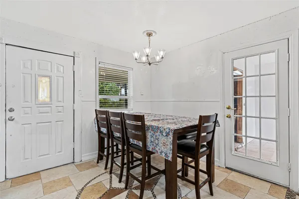 $2,350 | 9104 Glenn Lane, Austin, TX 78753